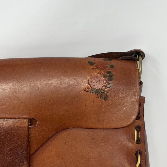 Vintage handmade leather shoulder bag stitching floral 1970s tooling - Picture 5 of 16